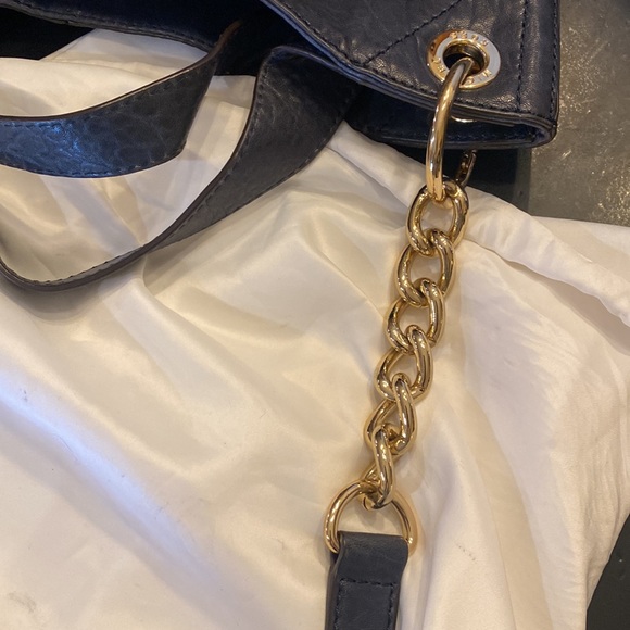 Michael Kors Uptown Astor Handbag - Picture 9 of 10